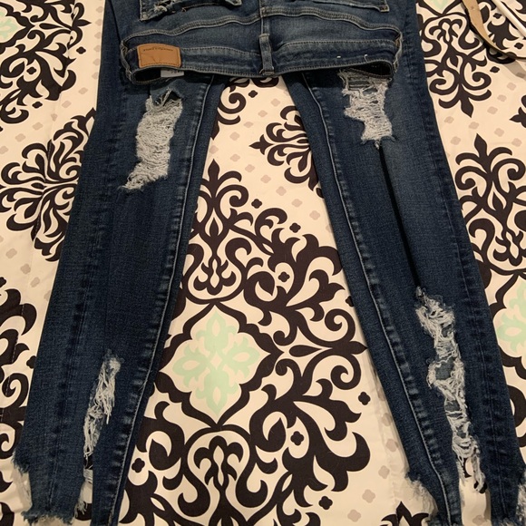 America Eagle Jeans - Picture 2 of 3